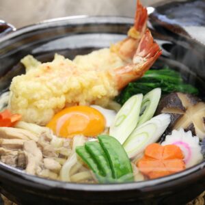 nabeyaki udon, japanese hot pot noodle